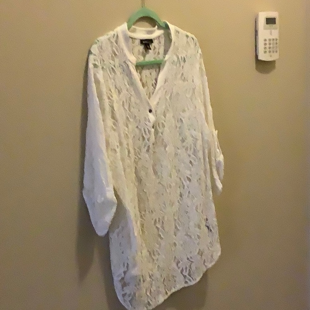 Ladies tunic - Picture 2 of 2